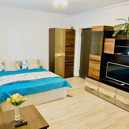 Apartamento Garsoniera Trivale City Piteşti Exterior foto